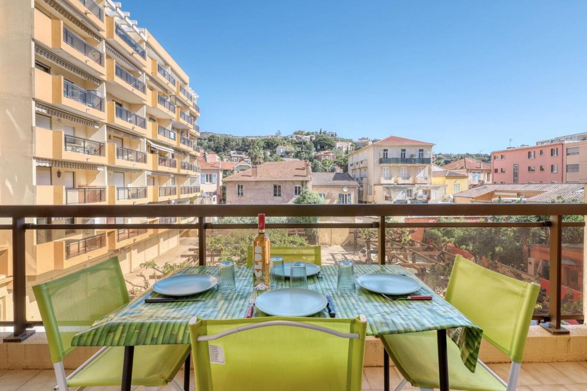 Lavandou - T2 In The City Center - 200 M From The Sea Le Lavandou Ngoại thất bức ảnh