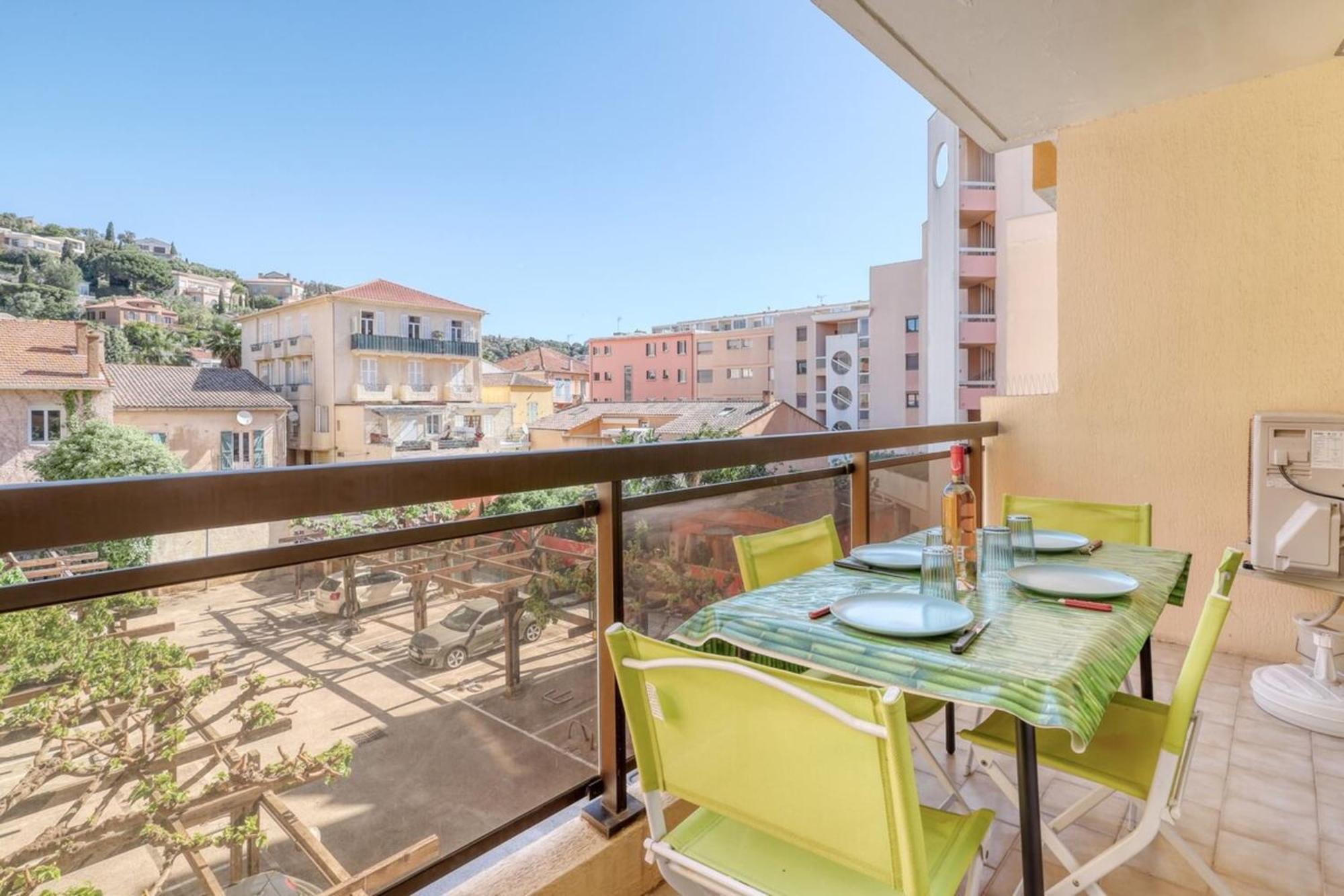 Lavandou - T2 In The City Center - 200 M From The Sea Le Lavandou Ngoại thất bức ảnh